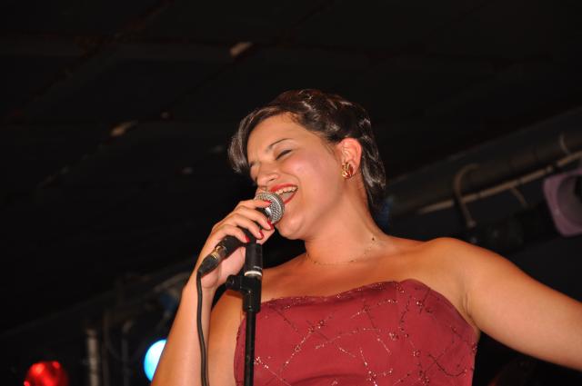 min 2010 08 05 mamamia 275